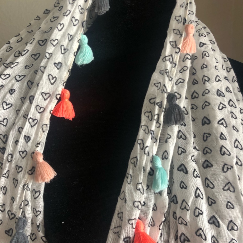 Scarf - Picture 2 of 3